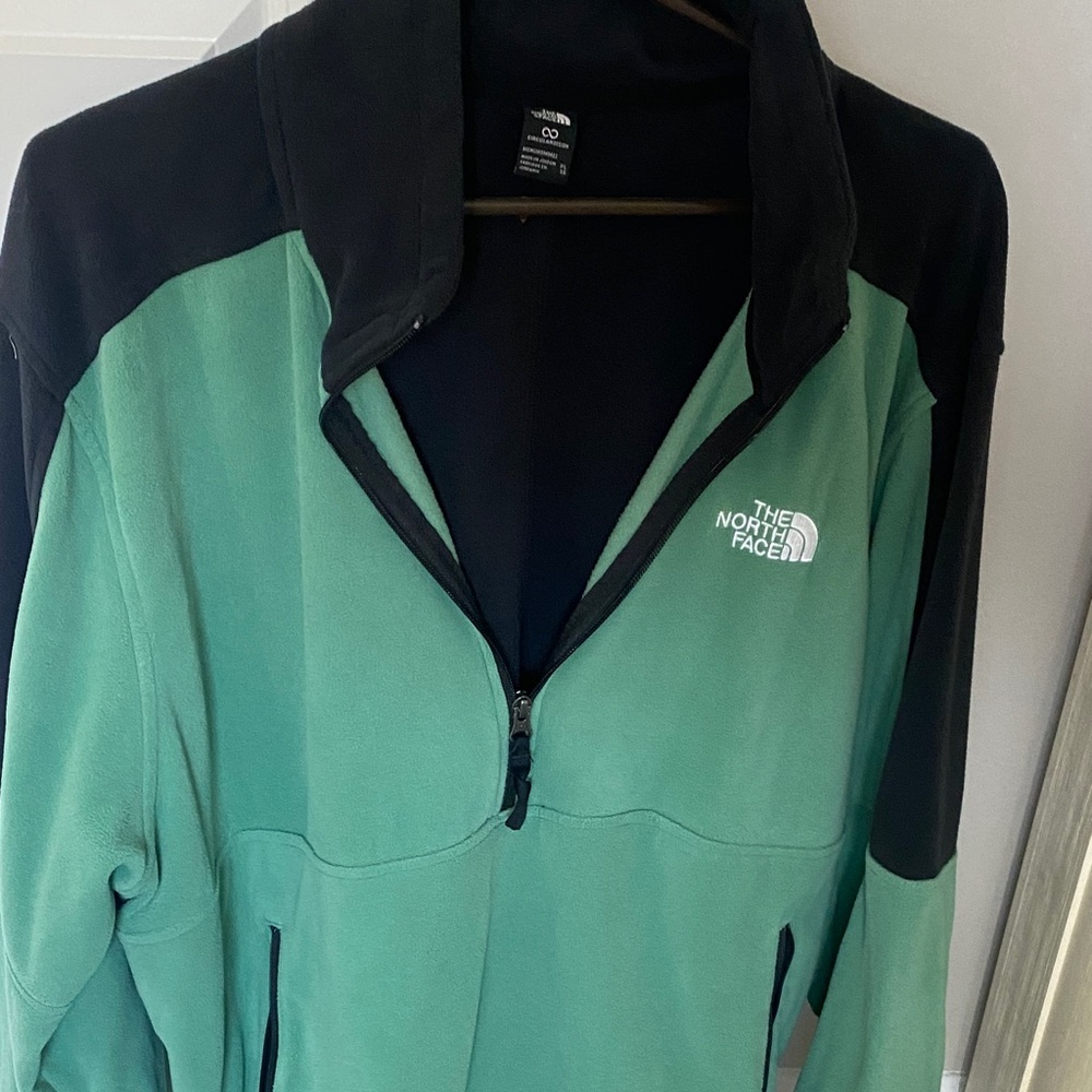 The North Face Men's Green and Black quarter zip Jacket
